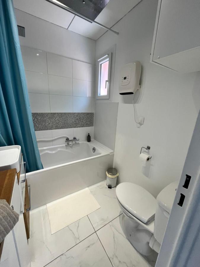 Charmant Studio Pour 3 Personnes Vallauris Exteriör bild