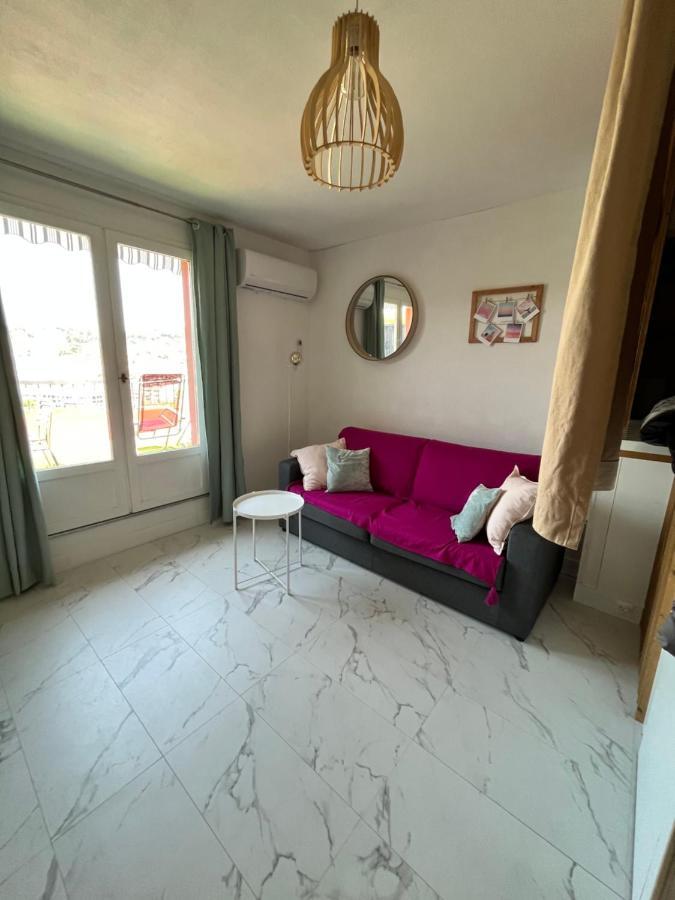 Charmant Studio Pour 3 Personnes Vallauris Exteriör bild